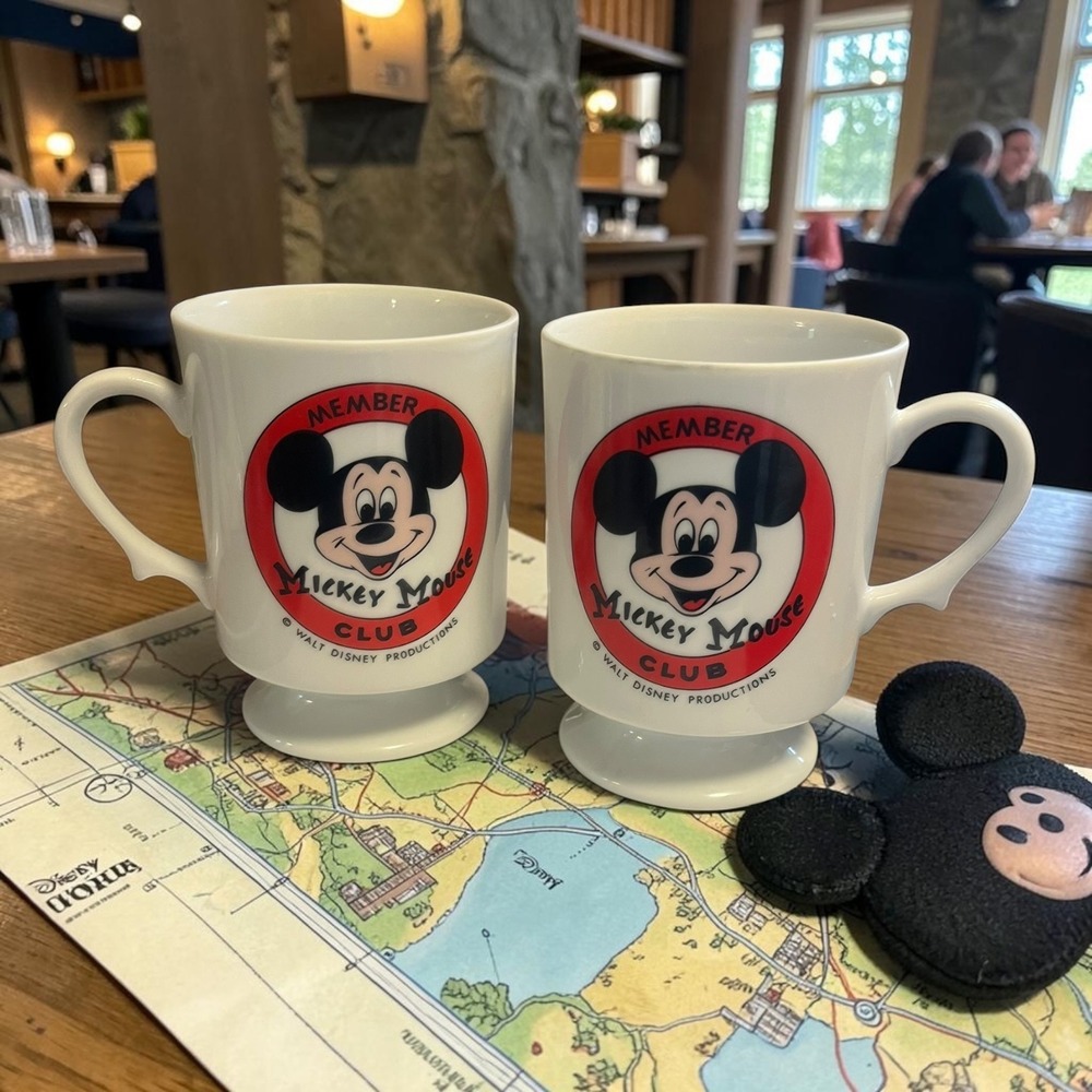 Vtg Mickey Mouse Club Member Mugs Set of‎ 2 Disneyland Walt Disney World Japan